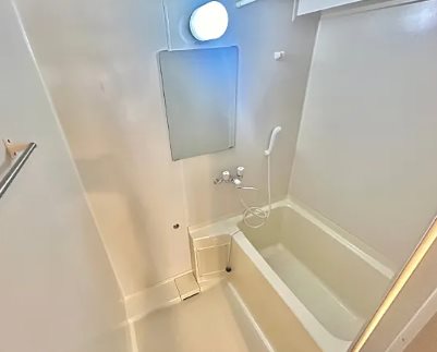 府中市府中町2丁目楽器可(防音・24時間演奏・グランドピアノ・弦・管楽器・声楽)女性限定マンション 風呂画像