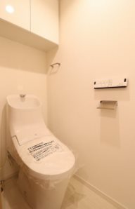 中野区弥生町２丁目楽器可（防音・グランドピアノ・木管・弦楽器・声楽）マンション トイレ