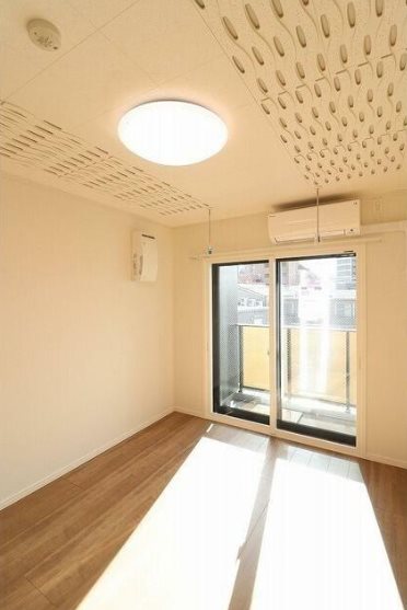 中野区弥生町２丁目楽器可（防音・グランドピアノ・木管・弦楽器・声楽）マンション リビング