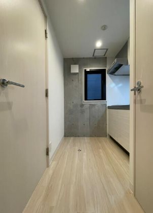 板橋区東坂下2丁目楽器可(防音・グランドピアノ・弦・金管楽器・声楽・DTM)マンション エントランス