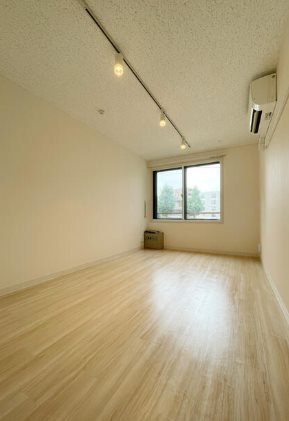 板橋区東坂下2丁目楽器可(防音・グランドピアノ・弦・金管楽器・声楽・DTM)マンション リビング