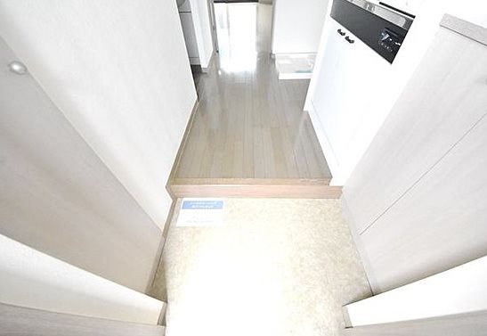 藤沢市円行2丁目楽器可(グランドピアノ・弦・管楽器・声楽)女性専用マンション 玄関