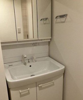 墨田区菊川1丁目楽器可（防音・24時間演奏可能・ピアノ・管弦楽器・声楽・DTM）マンション 洗面所