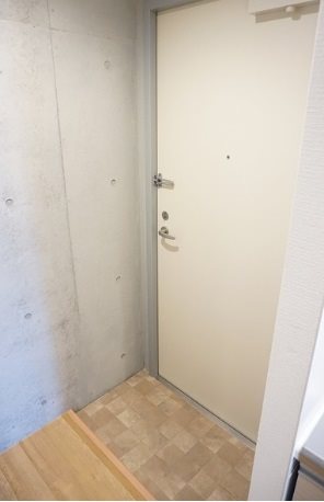 板橋区中丸町50楽器可（防音・24時間演奏・ピアノ・弦管楽器・声楽・DTM）マンション 玄関