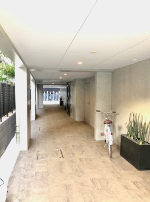 板橋区中丸町50楽器可（防音・24時間演奏・ピアノ・弦管楽器・声楽・DTM）マンション ロビー