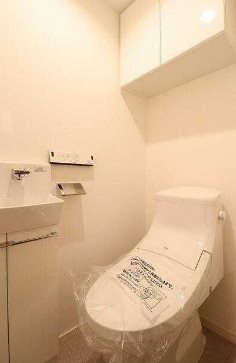 中野区弥生町２丁目楽器可（防音・グランドピアノ・木管・弦楽器・声楽）マンション トイレ