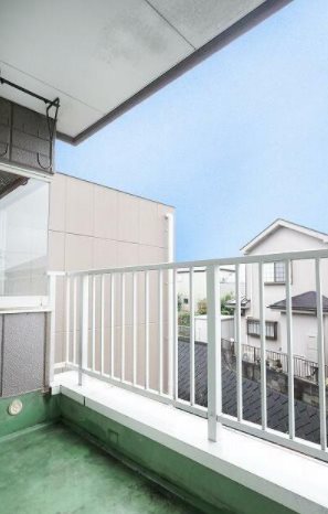 所沢市小手指南1丁目楽器可(防音・ピアノ・弦管楽器・声楽)マンション ベランダ