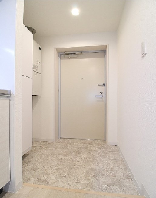 練馬区春日町3丁目楽器可（防音・弦木金管楽器・DTM・声楽）マンション 玄関