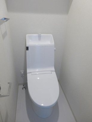 スカイレジデンス中目黒 トイレ