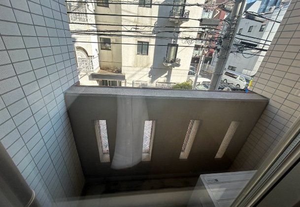 武蔵野市吉祥寺本町1丁目楽器可（防音・ピアノ・弦楽器・DTM・声楽）マンション ベランダ