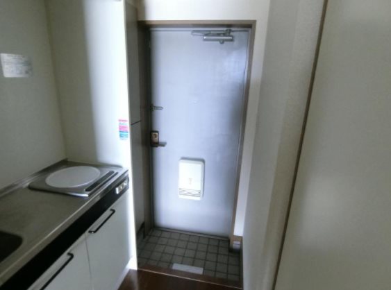 葛飾区亀有2丁目楽器可（防音・グランドピアノ・弦管楽器・声楽）マンション 玄関