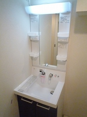 荒川区南千住3丁目楽器可(防音・弦・管楽器・声楽)マンション 洗面所