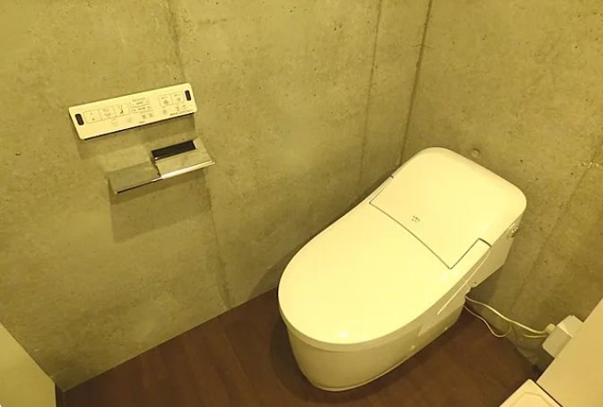 川口市本町3丁目楽器可（防音・24時間演奏・グランドピアノ・弦管楽器・声楽・DTM）築浅マンション トイレ