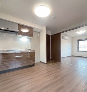 ラシクラス中野弥生町 リビング