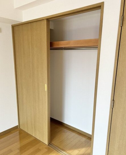 練馬区氷川台4丁目楽器可(グランドピアノ・弦・管楽器・声楽)マンション 収納