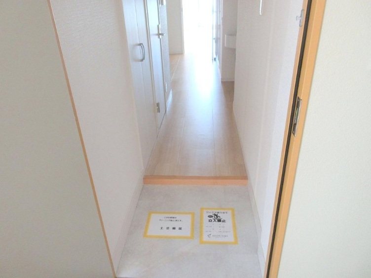 立川市砂川7丁目楽器可（ピアノ・弦管楽器）マンション 玄関