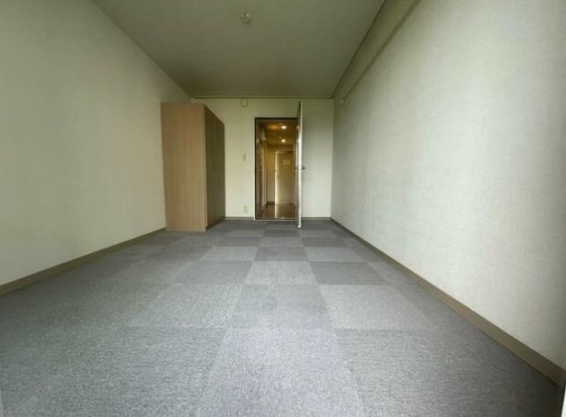 川崎市麻生区上麻生３丁目楽器可（ピアノ・弦管楽器・声楽・ＤＴＭその都度相談)マンション リビング