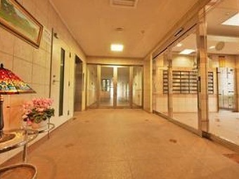 府中市若松町3丁目楽器可(防音・ピアノ・弦・木・金管楽器・声楽・DTM)マンション ベランダ