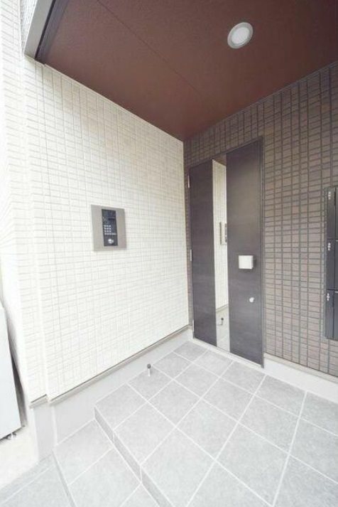 台東区上野桜木2丁目楽器可（防音・24時間演奏可能・グランドピアノ・弦/管/打楽器・声楽その都度相談）アパート エントランス
