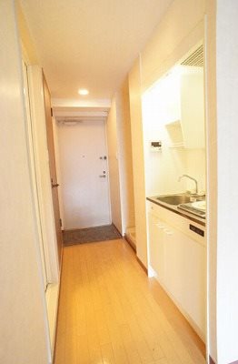 川崎市多摩区枡形2丁目楽器可(防音・グランドピアノ・弦・管打楽器・声楽)マンション 玄関