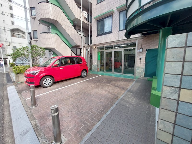 ロイヤルツセノ豊玉マンションⅡ 駐車場