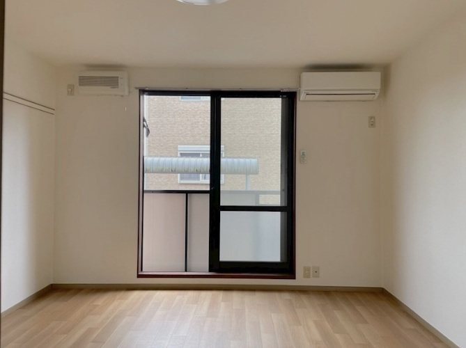 所沢市久米楽器可(防音・グランドピアノ・弦・管楽器・声楽)マンション リビング