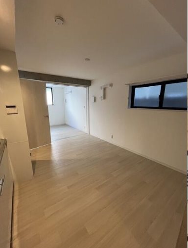 板橋区大山金井町楽器可（防音・管弦楽器・声楽・DTM）マンション リビング