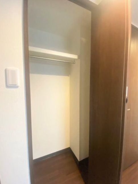 台東区下谷3丁目楽器可(防音・24時間演奏・グランドピアノ・弦管楽器・声楽・DTM)マンション 収納
