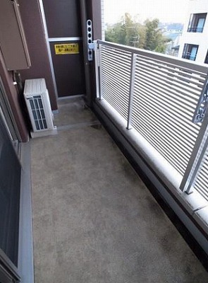 調布市若葉町2丁目楽器可(防音・グランドピアノ・弦管楽器・声楽・DTM）マンション ベランダ