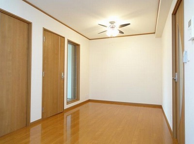 川崎市多摩区生田6丁目楽器可(防音・グランドピアノ・弦・管楽器・声楽)マンション ベッドルーム