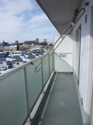 朝霞市溝沼3丁目楽器可(グランドピアノ・弦・管・打楽器・声楽)マンション ベランダ