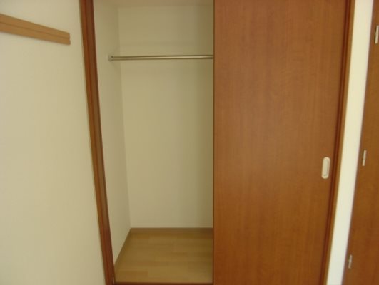 渋谷区西原2丁目楽器可(防音・グランドピアノ・弦・管楽器・声楽)マンション 収納
