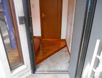国分寺市西町1丁目楽器可（防音・グランドピアノ・弦楽器・声楽）マンション ベランダ