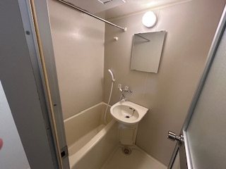 目黒区目黒3丁目楽器可(防音・グランドピアノ・弦・管楽器・声楽)マンション♪ 洗面所