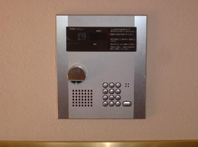 練馬区東大泉１丁目楽器可(グランドピアノ・弦・管楽器・声楽)マンション 玄関