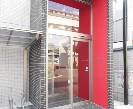 立川市柏町4丁目楽器可（防音・グランドピアノ・弦・木管楽器・声楽）女性限定マンション エントランス