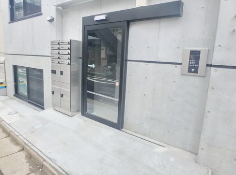 板橋区板橋2丁目楽器可(防音・24時間演奏・グランドピアノ・弦管楽器・声楽)新築マンション ロビー