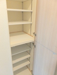 川崎市麻生区上麻生1丁目楽器可（グランドピアノ・弦/管楽器・声楽・DTM）マンション 収納