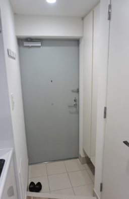 練馬区旭町楽器可(防音・グランドピアノ・弦・管楽器・声楽)マンション 玄関