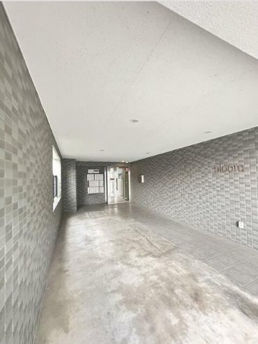 川崎市多摩区登戸楽器可（ピアノ・管弦楽器）マンション エントランス