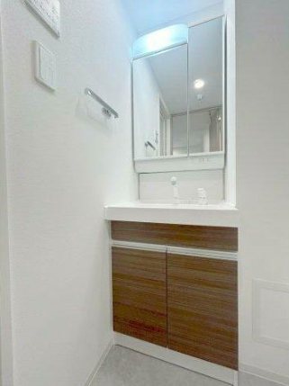 練馬区豊玉北2丁目楽器可(防音・グランドピアノ・弦・木・金管楽器・声楽・DTM)マンション 洗面所