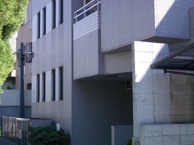 目黒区目黒3丁目楽器可(防音・グランドピアノ・弦・管楽器・声楽)マンション 駐車場