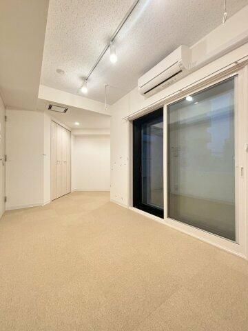 中野区中央4丁目楽器可（防音・24時間演奏・グランドピアノ・管弦楽器・声楽・DTM)マンション リビング