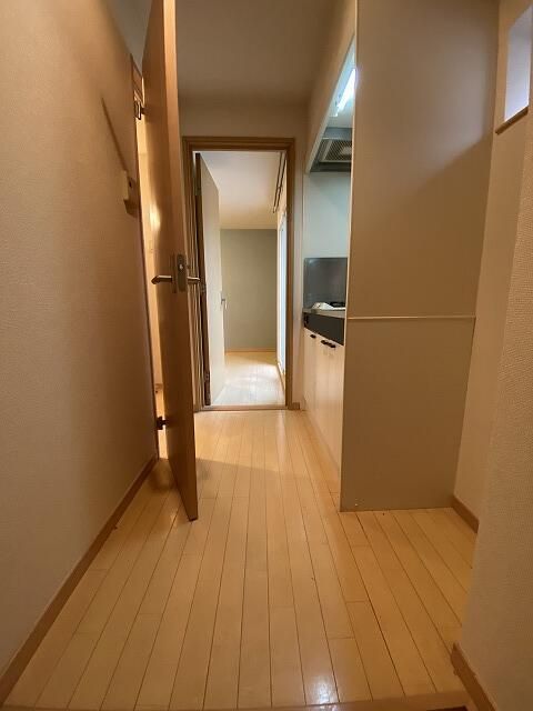 横浜市神奈川区大口楽器可(防音・24時間演奏・弦・管楽器・声楽)マンション 玄関