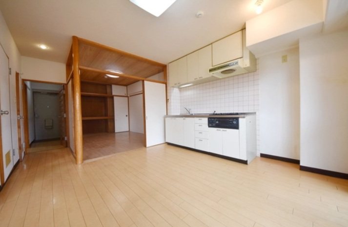 練馬区東大泉3丁目楽器可(グランドピアノ・弦・木管楽器・声楽)マンション リビング
