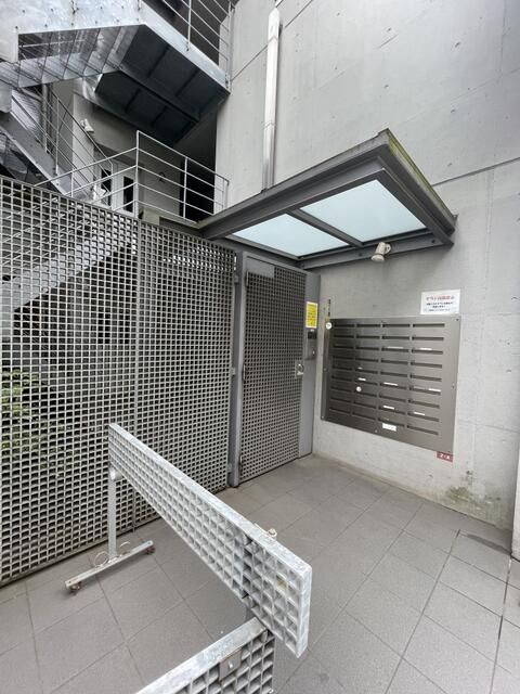 杉並区上高井戸1丁目楽器可（グランドピアノ・管弦楽器・声楽）マンション 外観