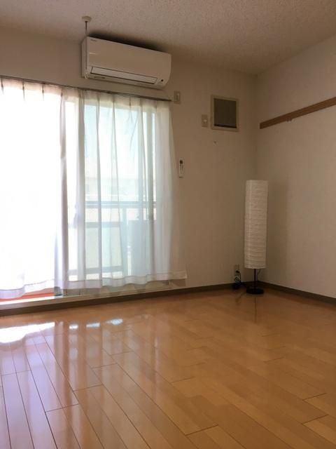 横浜市中区麦田町1丁目楽器可（グランドピアノ・弦管楽器・声楽）マンション ベッドルーム