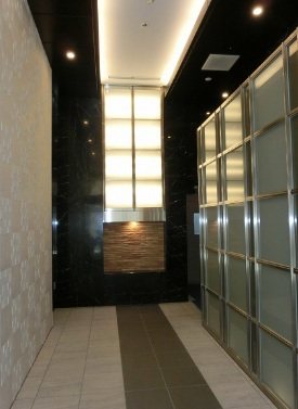 横浜市中区山下町楽器可（ピアノ）マンション エントランス
