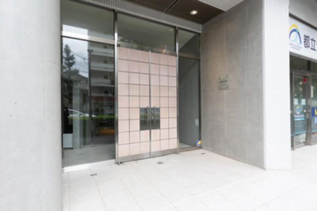 目黒区八雲1丁目楽器可（ピアノ）マンション エントランス