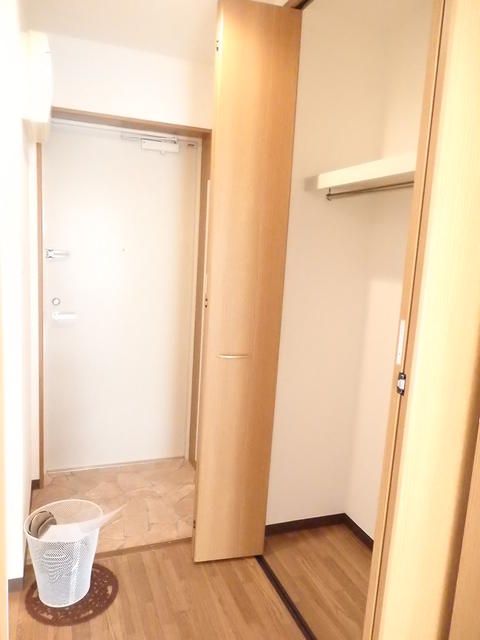 座間市相模が丘5丁目楽器可（ピアノ・弦・木管楽器）マンション 収納